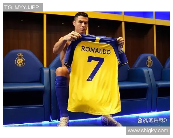 20位足球巨星的荣耀与传奇:从梅西到C罗的时代碰撞与传奇时刻 20位足球巨星的荣耀与传奇:从梅西到C罗的时代碰撞与传奇时刻