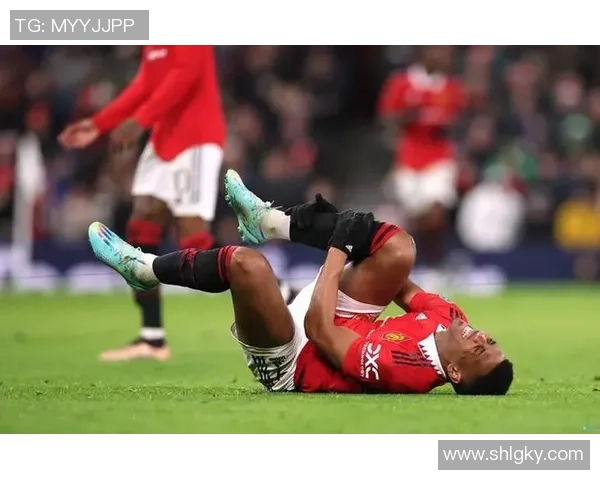 球星恶搞足球：当足球场变成笑料工厂，明星球员的奇葩时刻大集锦